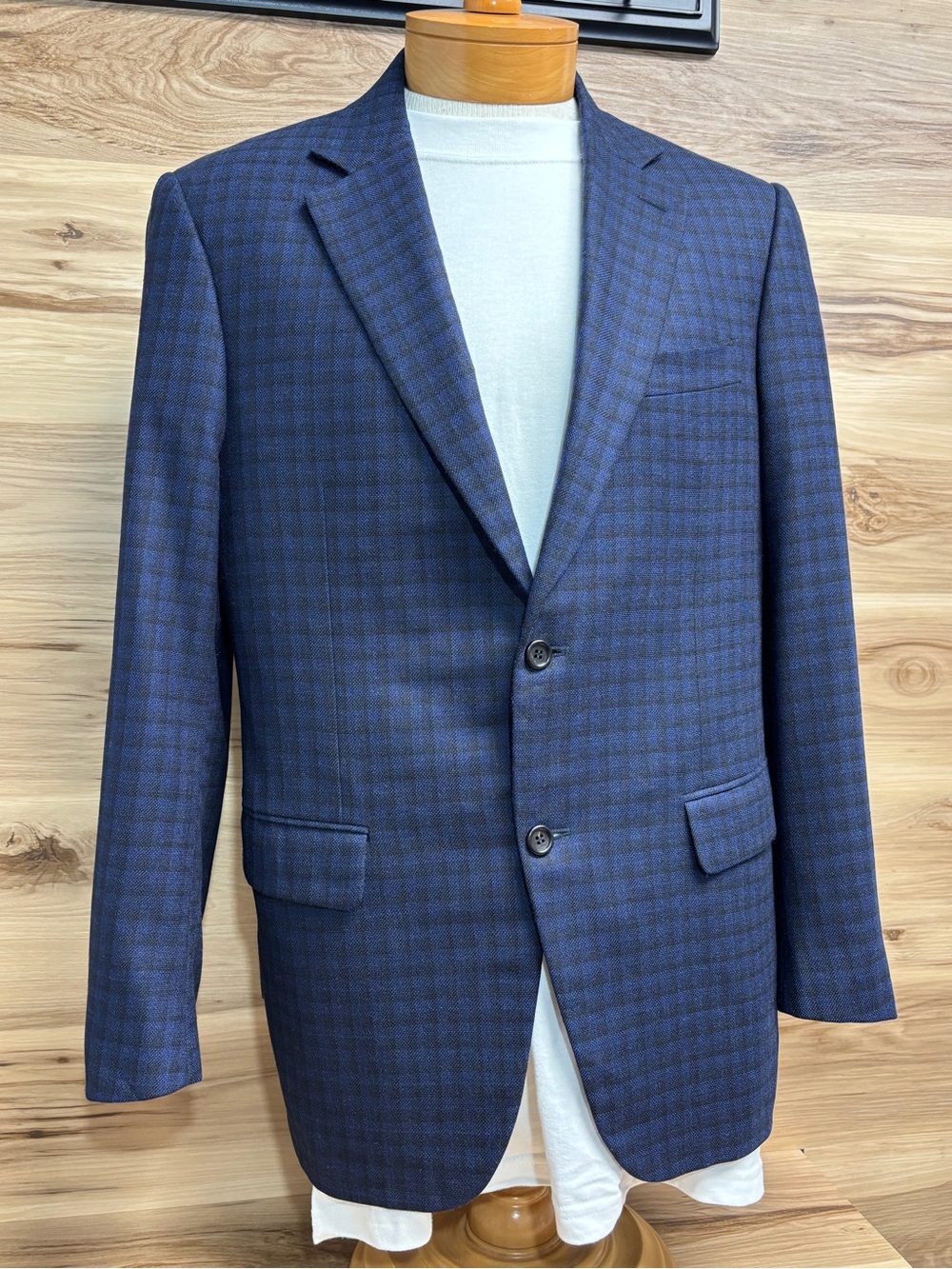 CANALI blue and black check pattern wool and silk blend blazer 43R - Picture 3 of 14